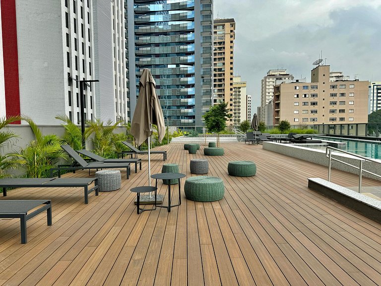 ANYSTAY Signature Loft • Piscina & Varanda