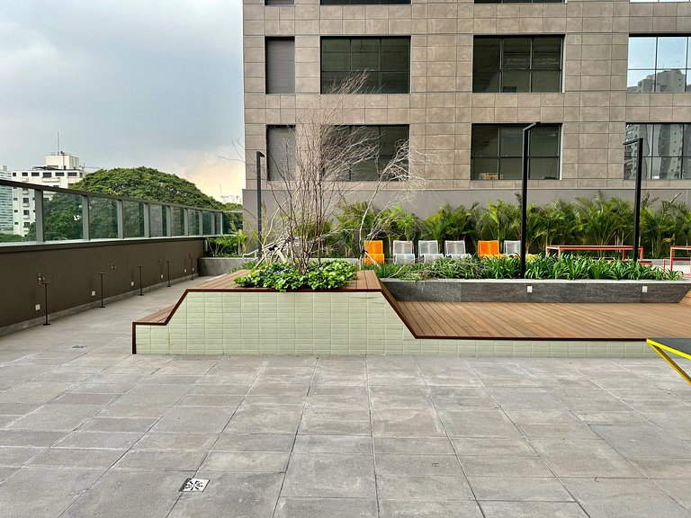 ANYSTAY Signature Loft • Piscina & Varanda