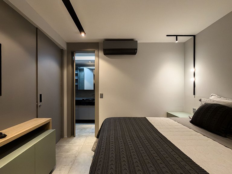 Anystay Exclusive View HJK