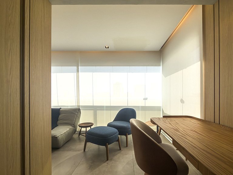 Anystay Exclusive View HJK