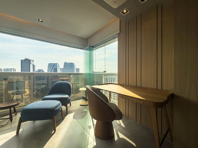 Anystay Exclusive View HJK