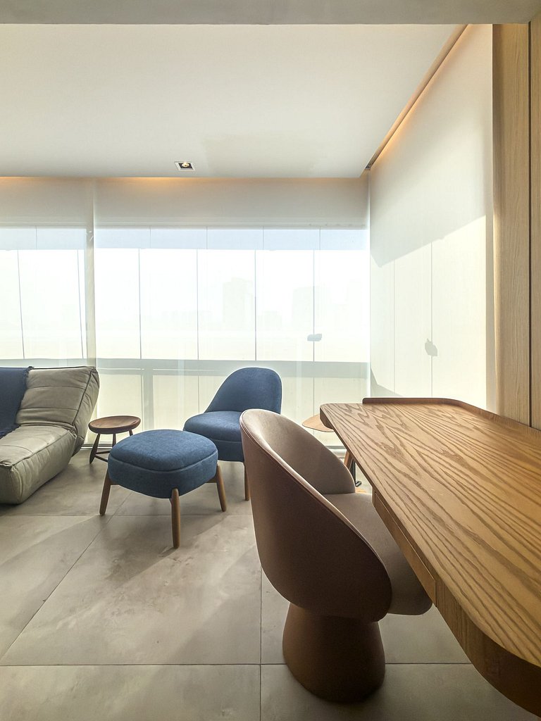 Anystay Exclusive View HJK