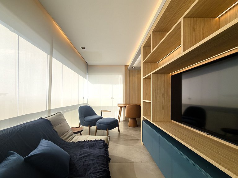 Anystay Exclusive View HJK