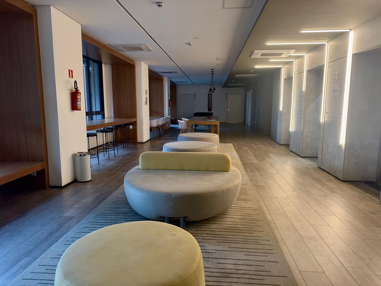 Uwin Brooklin Anystay